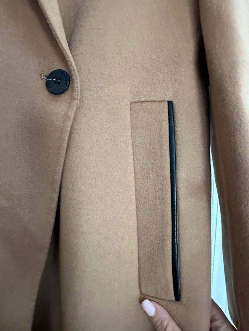 Lamarque Camel Single-Button Tailored Trench Coat - Picture 5 of 5